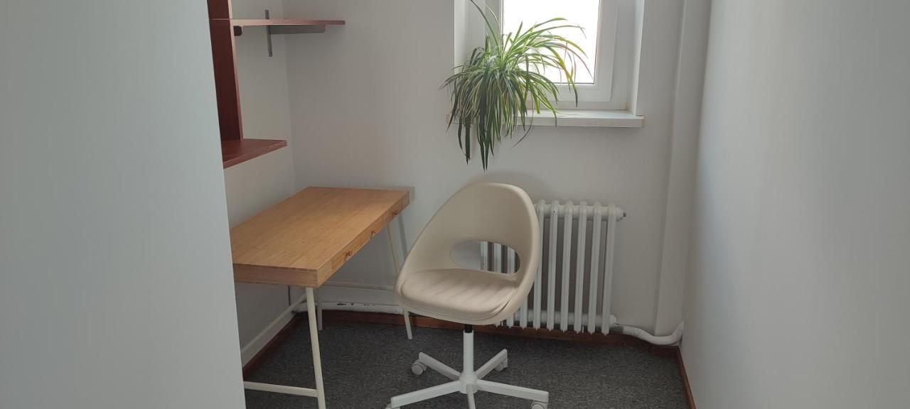 Danube Riverside Apartment With Quite Workplace Bratislava Exterior photo